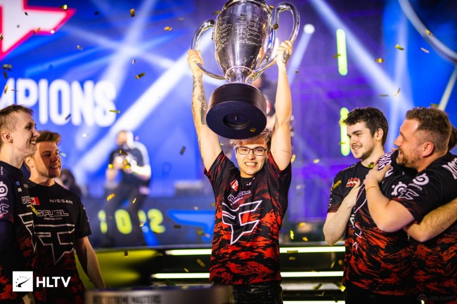 英雄联盟S12八强抽签已定，第一轮没有内战！